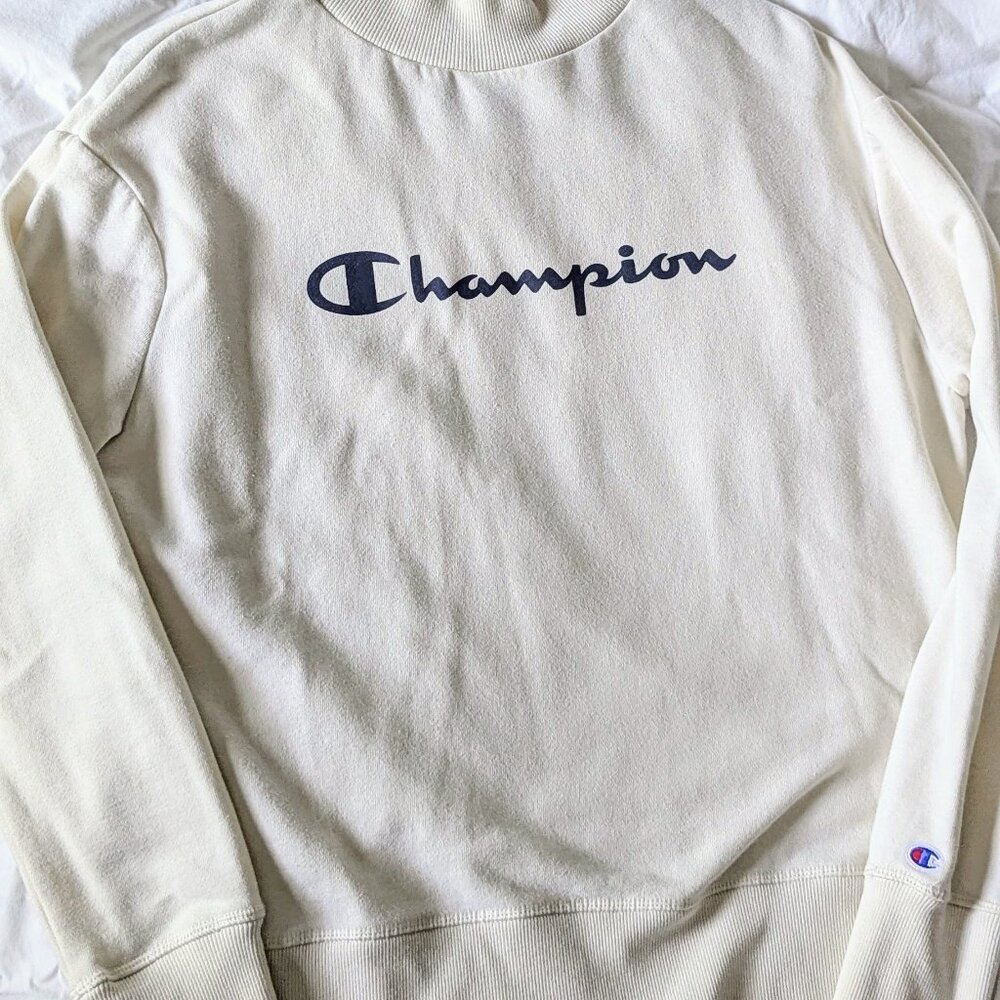 Champion Cream Sweatshirt